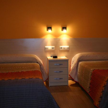 Hostal Hispanico I ซาลามังกา ภายนอก รูปภาพ