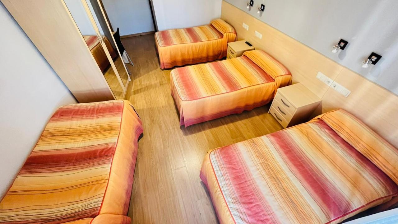 Hostal Hispanico I ซาลามังกา ภายนอก รูปภาพ