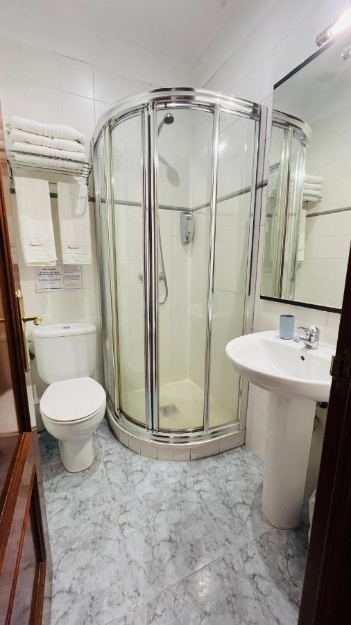 Hostal Hispanico I ซาลามังกา ภายนอก รูปภาพ