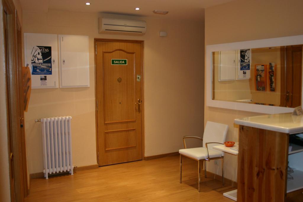Hostal Hispanico I ซาลามังกา ภายนอก รูปภาพ