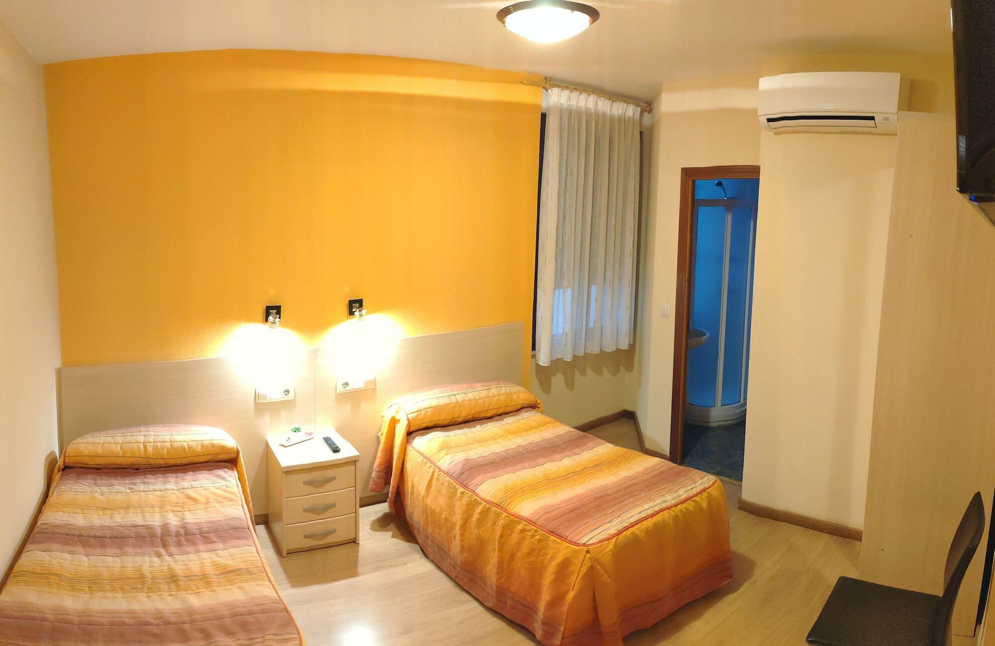 Hostal Hispanico I ซาลามังกา ภายนอก รูปภาพ
